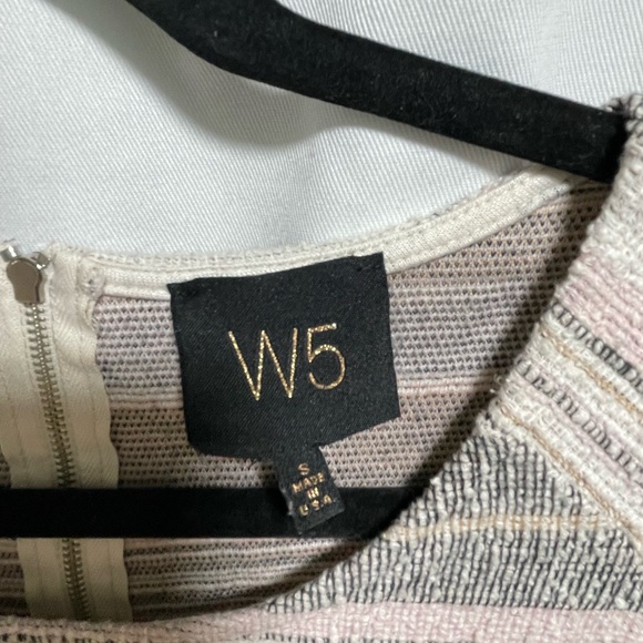 W5 Woven Blouse - Picture 2 of 4